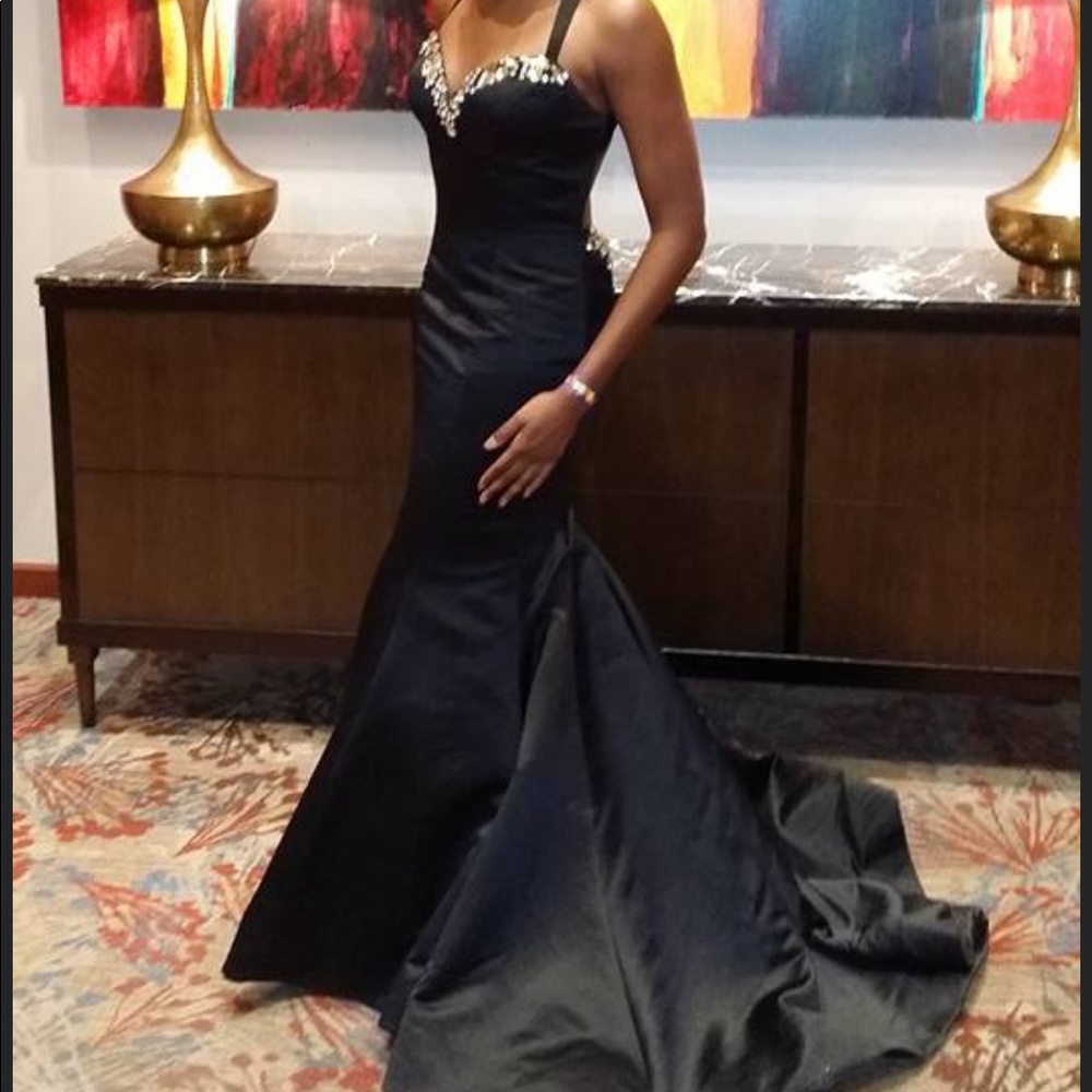 Custom Sherri Hill dress size 10 only wore once